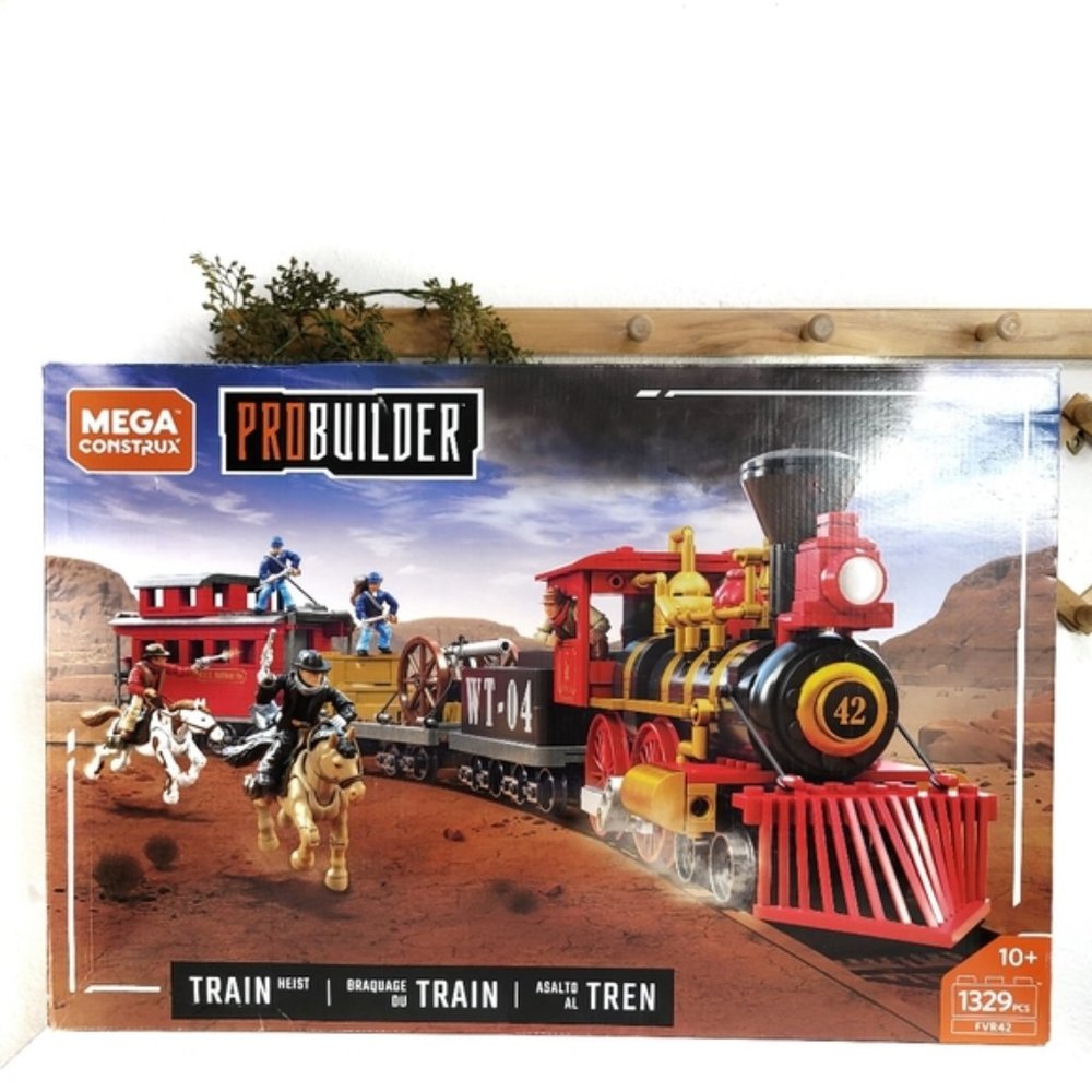 NIB Mega Construx ProBuilder Train Heist 10+